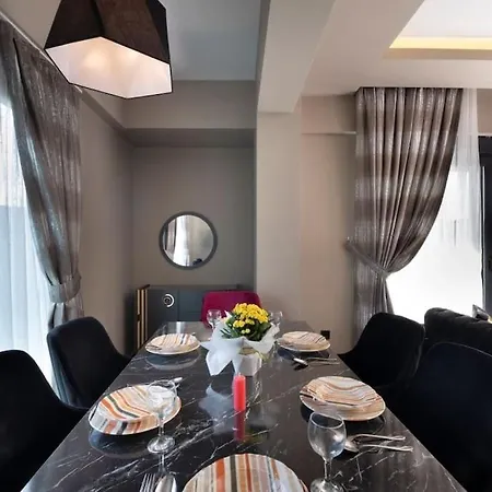 Panorama Private Hotel 4*